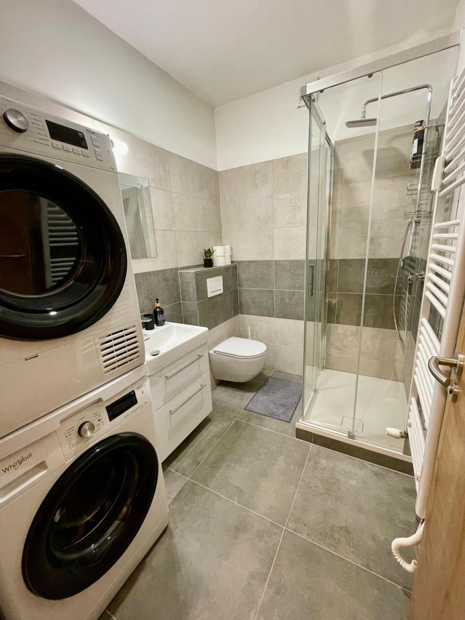 Apartment Navi- Modern Studio In Krkonose Foothills Stare Buky ภายนอก รูปภาพ